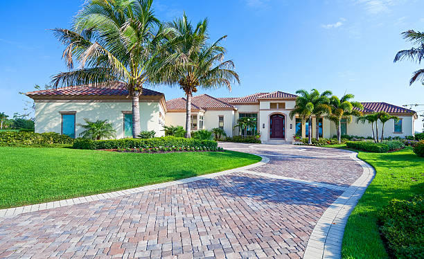 Best Local Driveway Pavers  in Cave City, AR